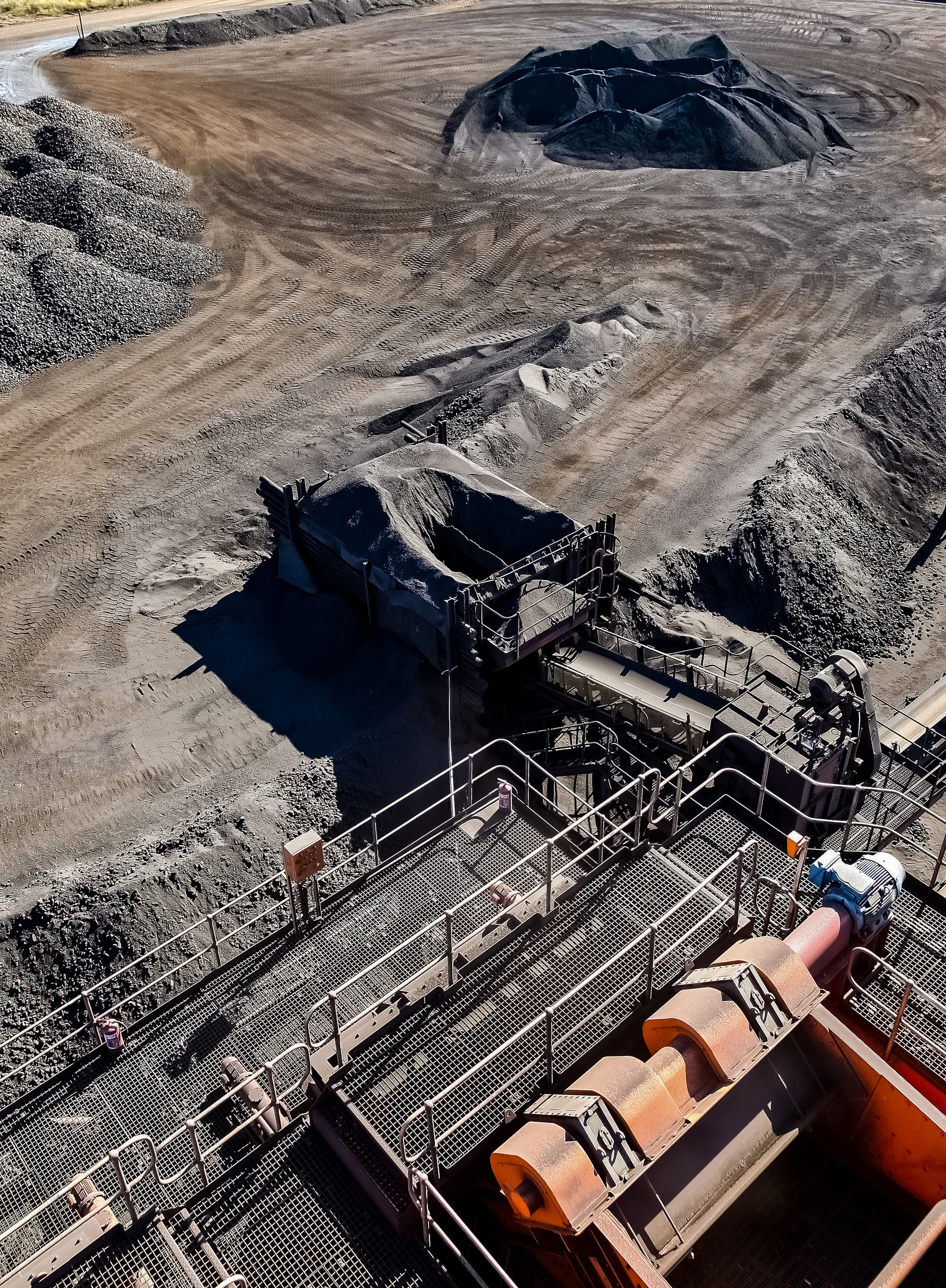 Industrial ore handling and export-ready operations